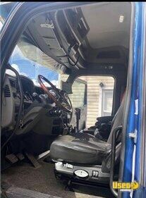 2016 567 Peterbilt Semi Truck Emergency Door New York for Sale