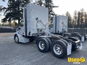 2016 579 Peterbilt Semi Truck 5 Washington for Sale