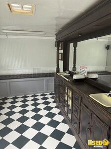 2016 Bendron Mobile Hair & Nail Salon Truck Awning New York for Sale