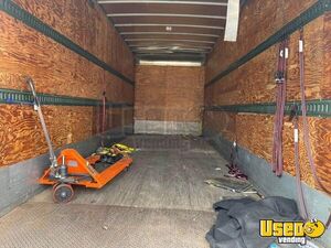 2016 Box Truck 10 Pennsylvania for Sale