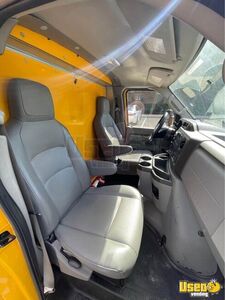 2016 Box Truck 5 Texas for Sale