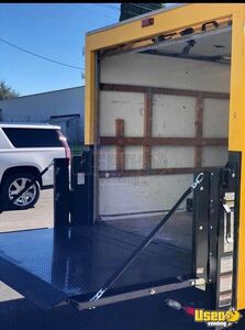 2016 Box Truck 8 California for Sale