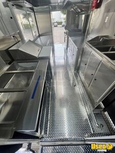 2016 Box Truck All-purpose Food Truck Concession Window Florida Diesel Engine for Sale