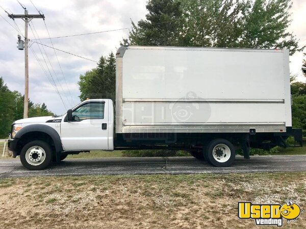 2016 Box Truck Michigan for Sale