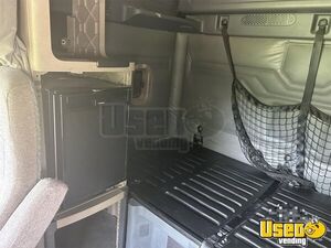 2016 Cascadia Freightliner Semi Truck 10 Texas for Sale
