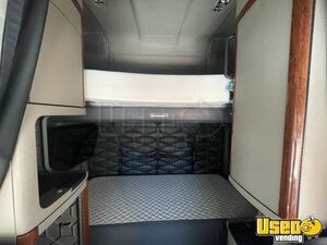 2016 Cascadia Freightliner Semi Truck 12 Utah for Sale