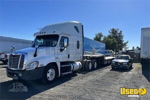 2016 Cascadia Freightliner Semi Truck 2 California for Sale