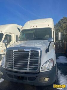 2016 Cascadia Freightliner Semi Truck 2 Colorado for Sale