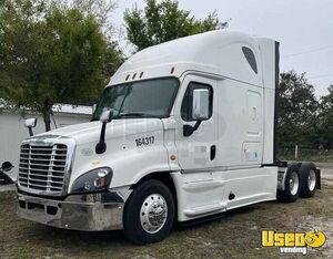 2016 Cascadia Freightliner Semi Truck 2 Florida for Sale