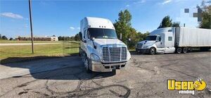 2016 Cascadia Freightliner Semi Truck 2 Indiana for Sale