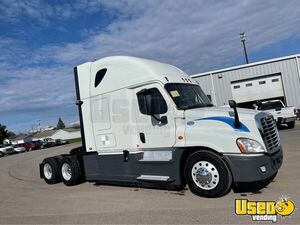 2016 Cascadia Freightliner Semi Truck 2 Pennsylvania for Sale