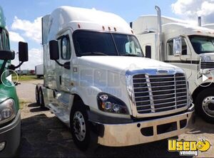 2016 Cascadia Freightliner Semi Truck 2 Tennessee for Sale