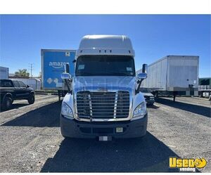 2016 Cascadia Freightliner Semi Truck 3 California for Sale