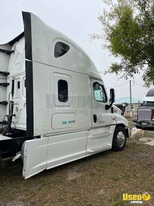 2016 Cascadia Freightliner Semi Truck 3 Florida for Sale