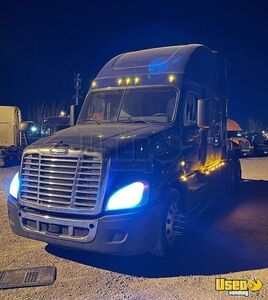 2016 Cascadia Freightliner Semi Truck 3 Ohio for Sale