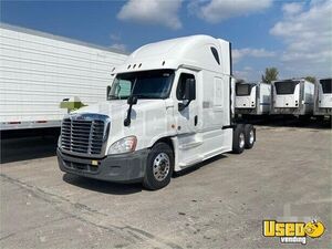 2016 Cascadia Freightliner Semi Truck 3 Ohio for Sale