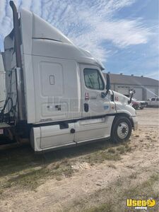 2016 Cascadia Freightliner Semi Truck 4 Alabama for Sale