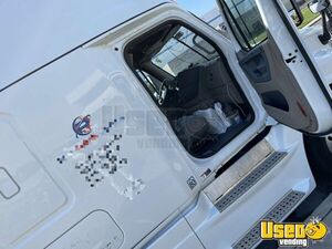 2016 Cascadia Freightliner Semi Truck 4 California for Sale