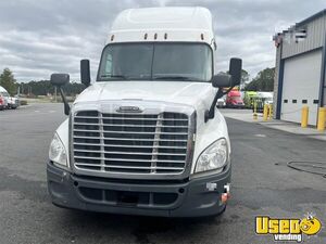 2016 Cascadia Freightliner Semi Truck 4 Florida for Sale