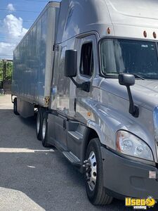 2016 Cascadia Freightliner Semi Truck 4 Florida for Sale