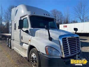 2016 Cascadia Freightliner Semi Truck 4 Ohio for Sale