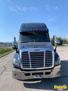 2016 Cascadia Freightliner Semi Truck 5 Ontario for Sale
