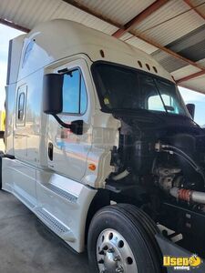 2016 Cascadia Freightliner Semi Truck 5 Texas for Sale