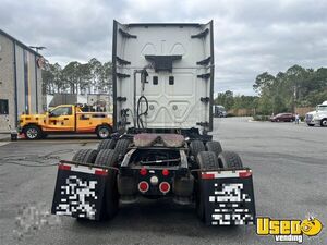2016 Cascadia Freightliner Semi Truck 6 Florida for Sale