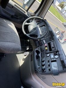 2016 Cascadia Freightliner Semi Truck 7 California for Sale