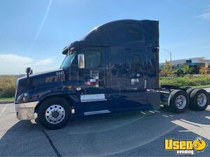 2016 Cascadia Freightliner Semi Truck 7 Ontario for Sale