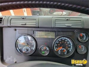 2016 Cascadia Freightliner Semi Truck 8 Florida for Sale