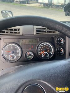 2016 Cascadia Freightliner Semi Truck 8 Florida for Sale