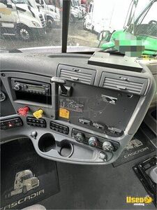 2016 Cascadia Freightliner Semi Truck 8 New York for Sale