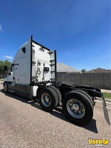 2016 Cascadia Freightliner Semi Truck 8 Texas for Sale