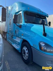 2016 Cascadia Freightliner Semi Truck California for Sale