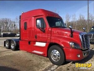 2016 Cascadia Freightliner Semi Truck Chrome Package Michigan for Sale