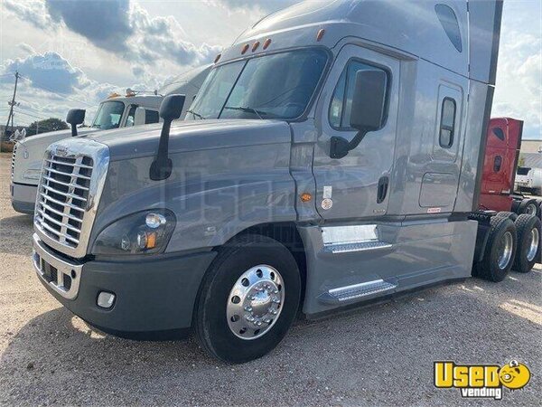 2016 Cascadia Freightliner Semi Truck Delaware for Sale