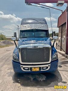 2016 Cascadia Freightliner Semi Truck Double Bunk Mississippi for Sale