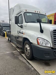 2016 Cascadia Freightliner Semi Truck Double Bunk Pennsylvania for Sale