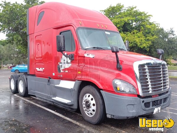 2016 Cascadia Freightliner Semi Truck Florida for Sale