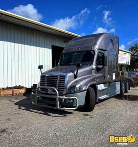 2016 Cascadia Freightliner Semi Truck Florida for Sale