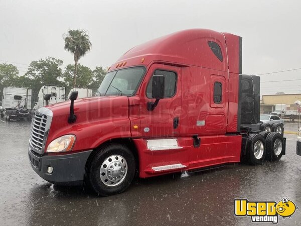 2016 Cascadia Freightliner Semi Truck Florida for Sale