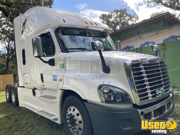 2016 Cascadia Freightliner Semi Truck Florida for Sale