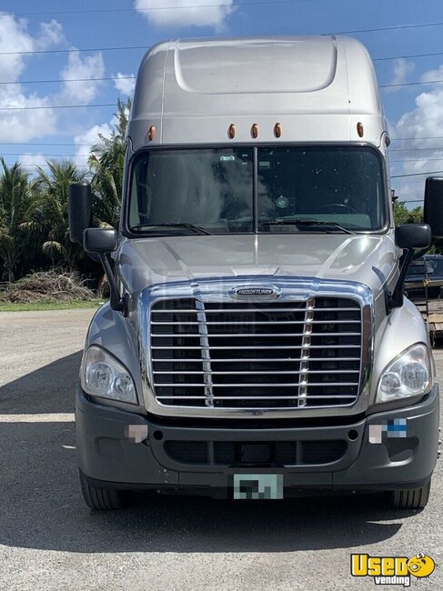 2016 Cascadia Freightliner Semi Truck Florida for Sale