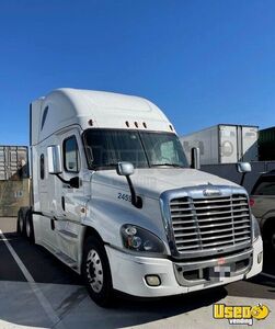 2016 Cascadia Freightliner Semi Truck Fridge California for Sale