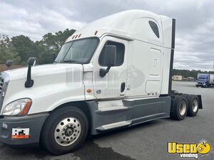 2016 Cascadia Freightliner Semi Truck Fridge Florida for Sale