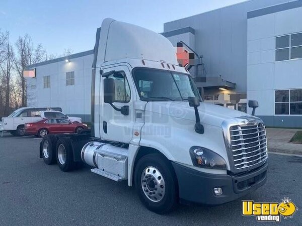 2016 Cascadia Freightliner Semi Truck Maryland for Sale