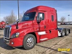 2016 Cascadia Freightliner Semi Truck Michigan for Sale