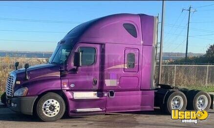 2016 Cascadia Freightliner Semi Truck New Jersey for Sale