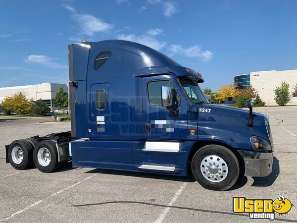 2016 Cascadia Freightliner Semi Truck Ontario for Sale